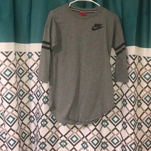 Nike slong sleeve gym shirt